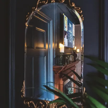 Hotel Impossible *