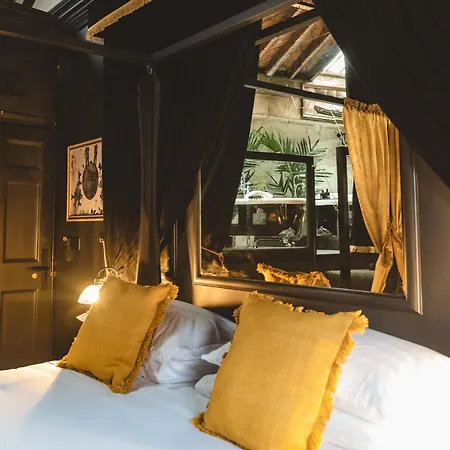 Impossible Hotel