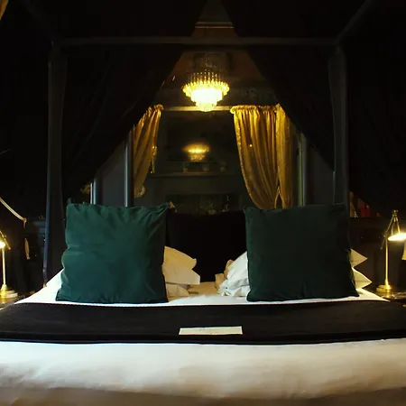 Hotel Impossible York