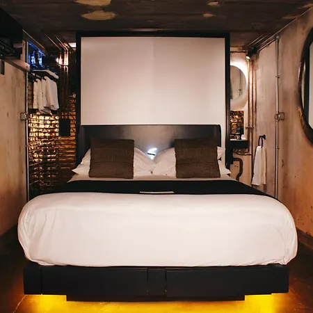 Impossible Hotel