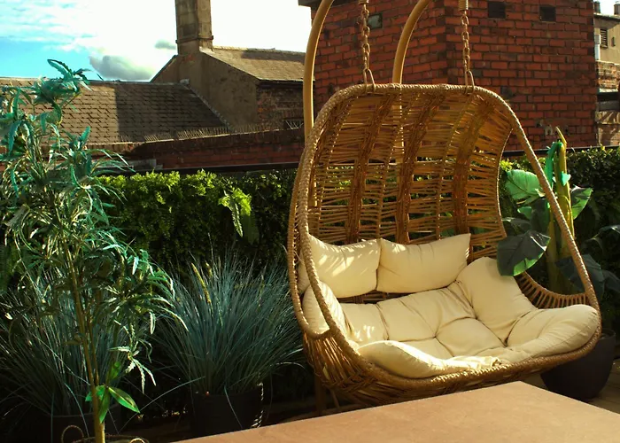 Hotel Impossible York